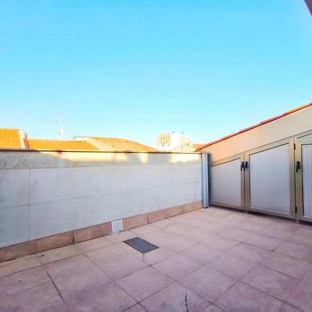 Moderno Apartamento Duplex En Terrassa Centro Exteriör bild