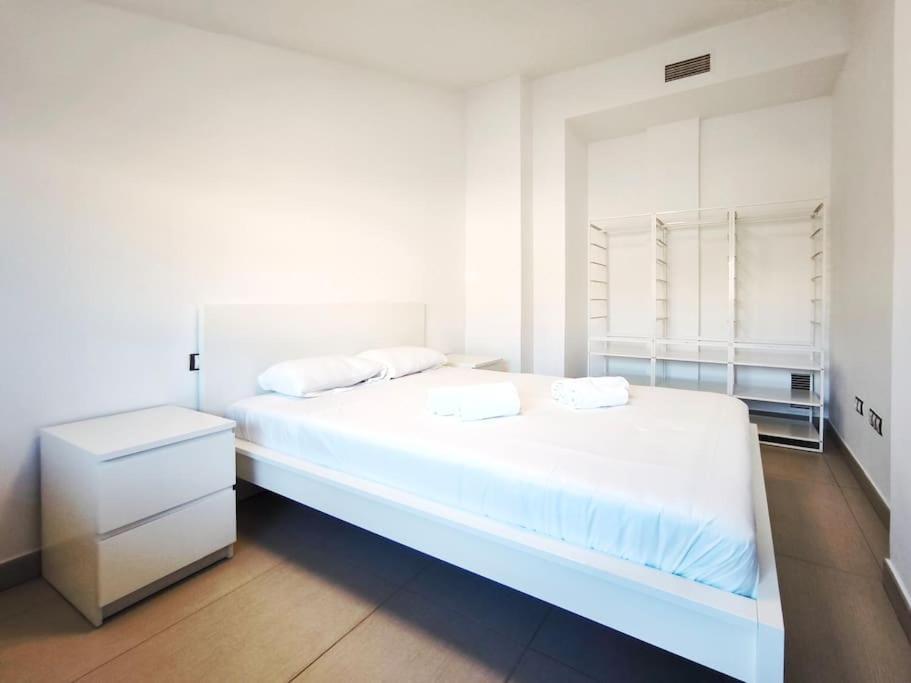 Moderno Apartamento Duplex En Terrassa Centro Exteriör bild