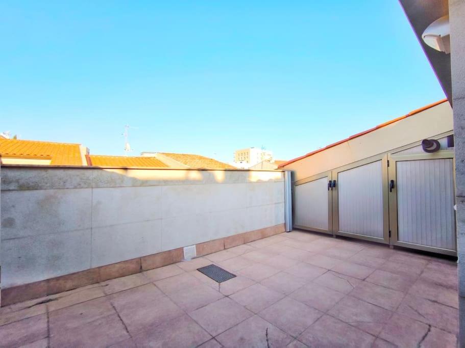 Moderno Apartamento Duplex En Terrassa Centro Exteriör bild